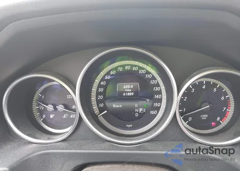 2015 Mercedes-Benz E 350 из США, поврежденный, VIN WDDHF5KB2FB142351